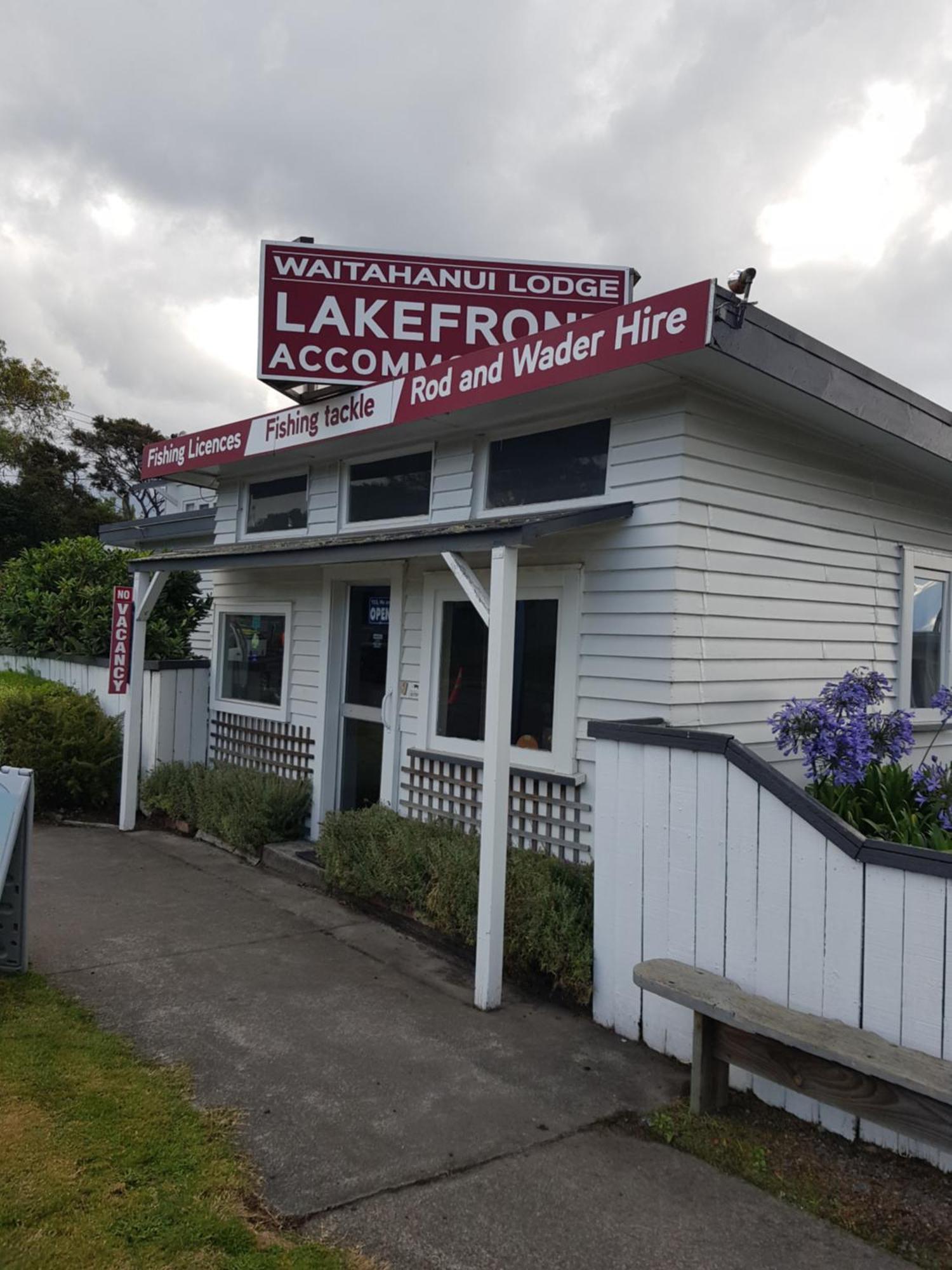 Waitahanui Lodge Экстерьер фото